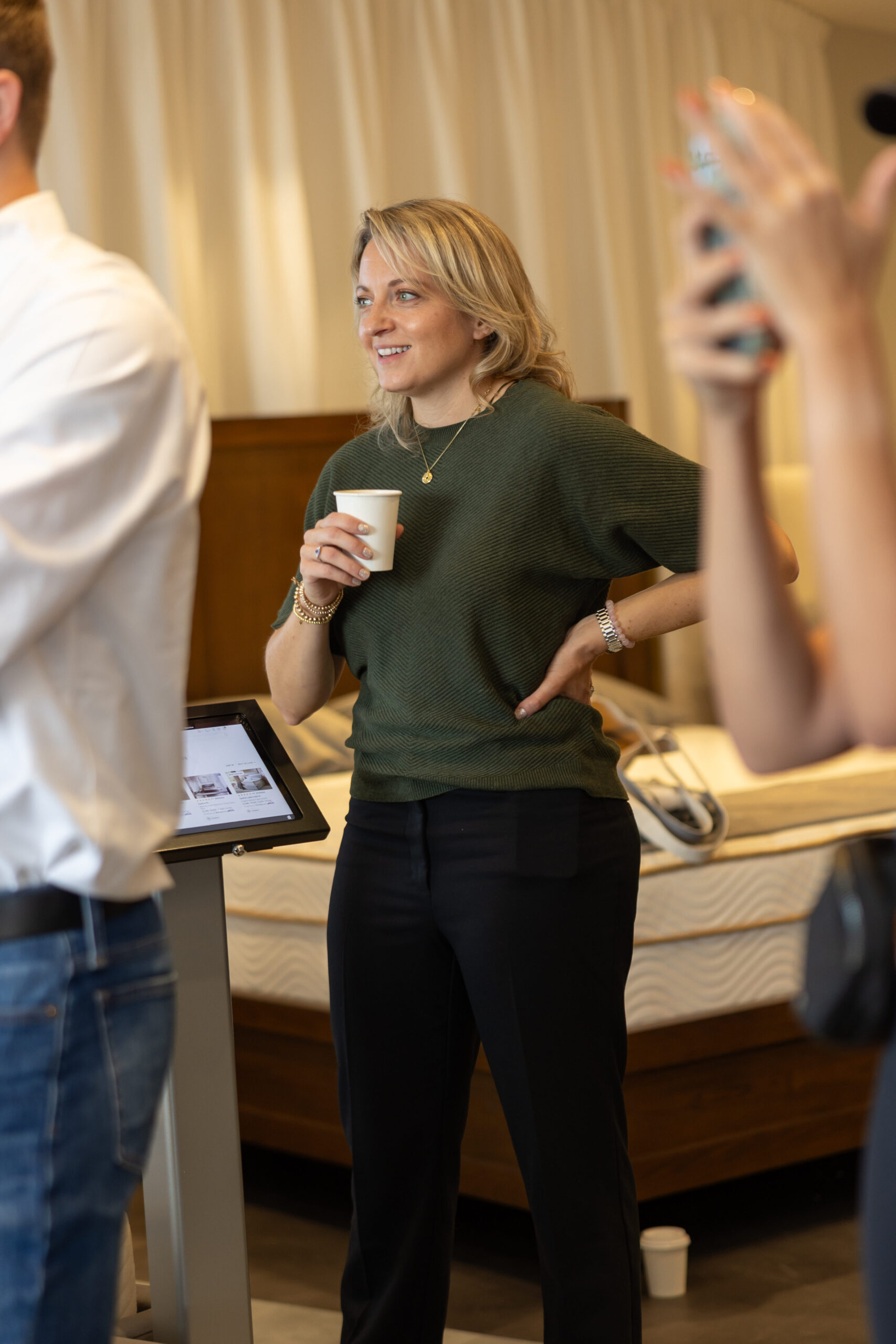 Saatva Oakbrook Store